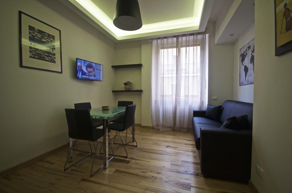 דירות רומא Piramide House חדר תמונה